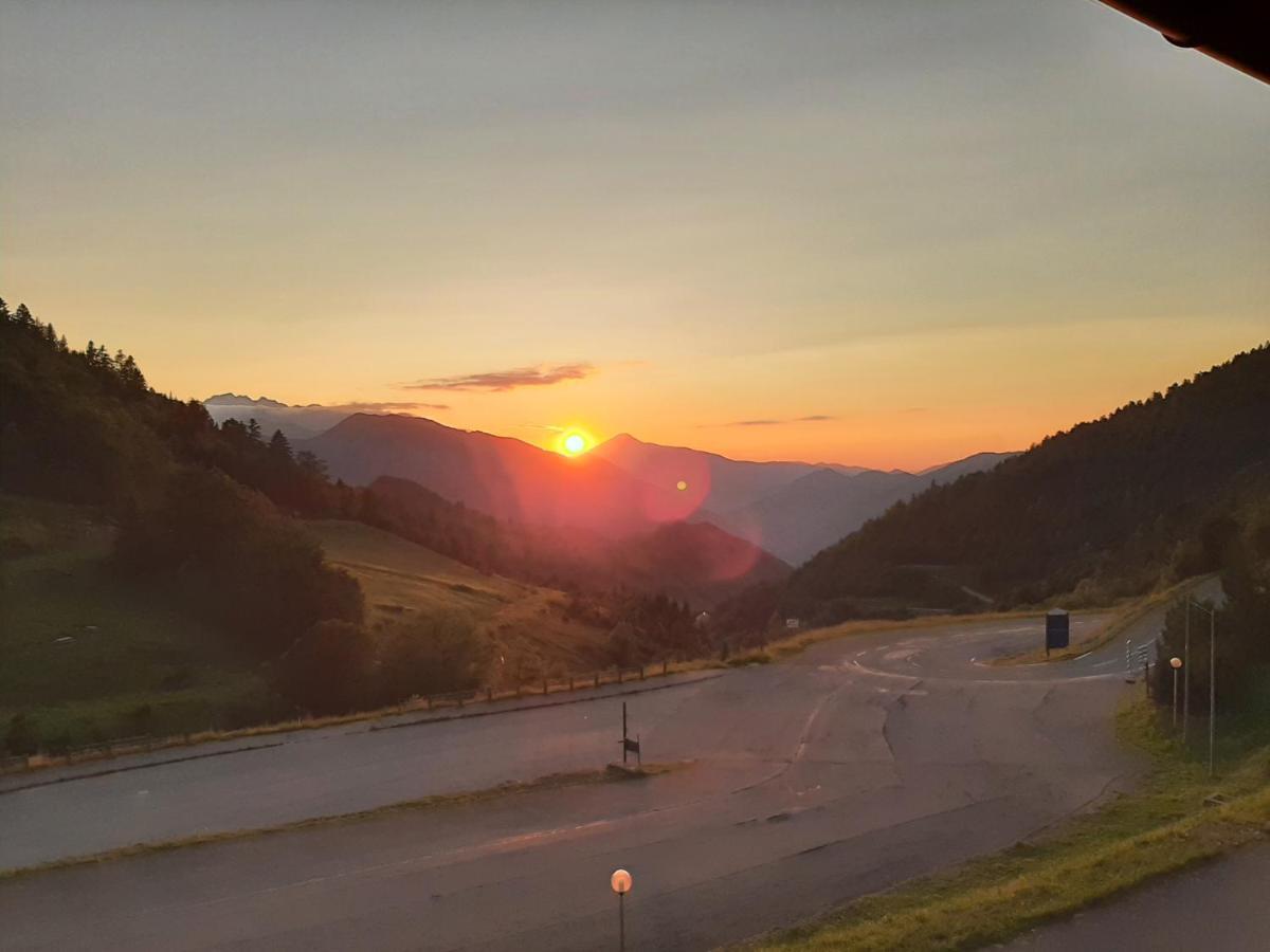Guzet-Pyrenees-Pied Des Pistes Apartman Ustou Kültér fotó